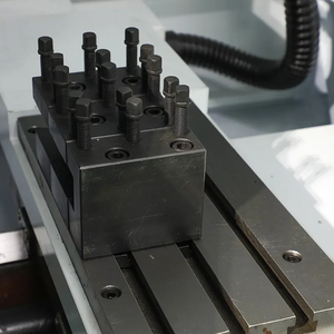 ミニ金属フラットベッドCNC旋盤220V GSKコントローラ中古条件-FanucまたはSiemens CNCシステム - Product Image 3