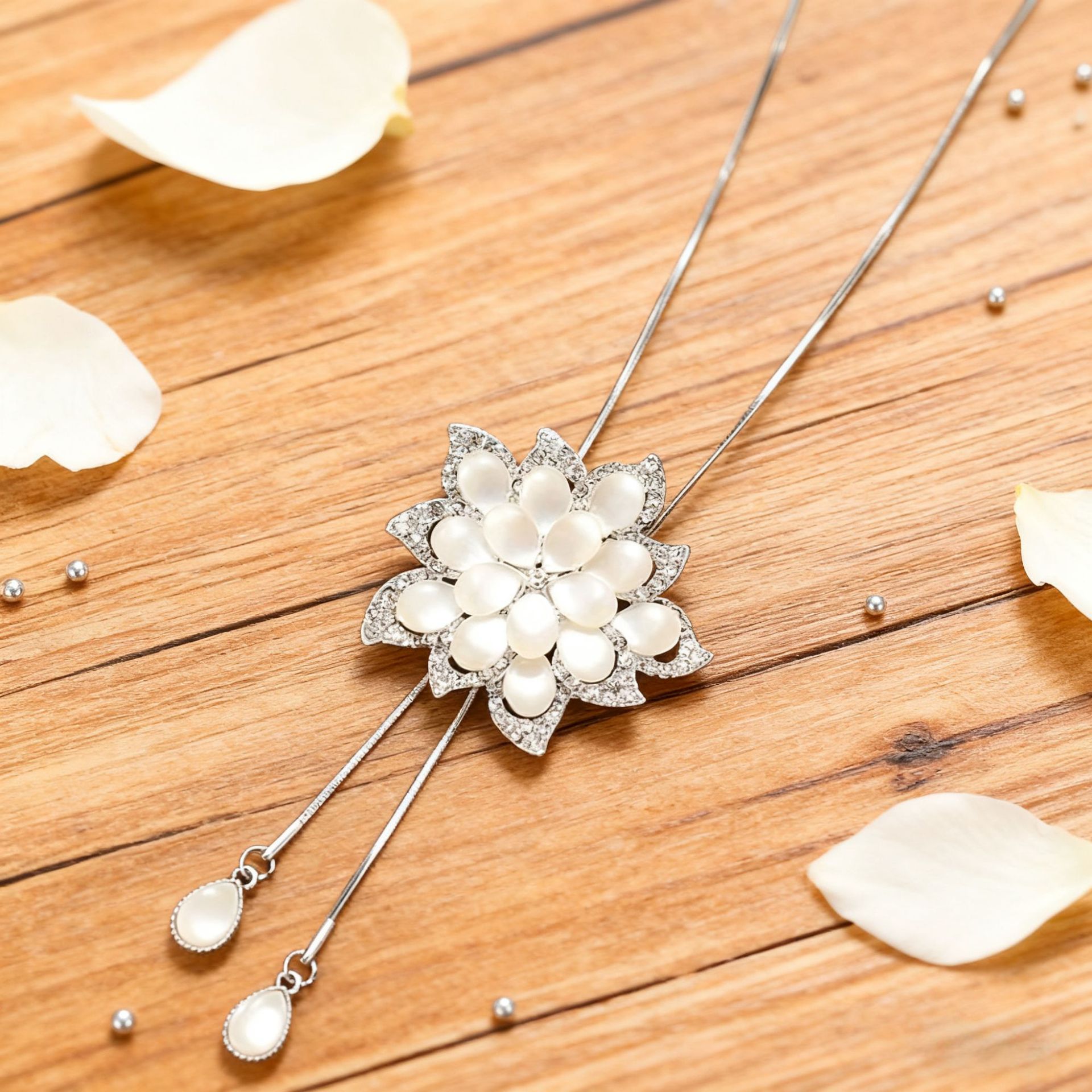 452 Bestselling Cat's Eye Flower
