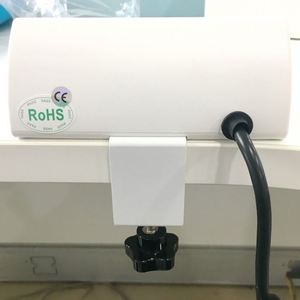 易于安装电涌保护器桌子边缘台面110V 2AC组2 u盘夹夹在电源插座上