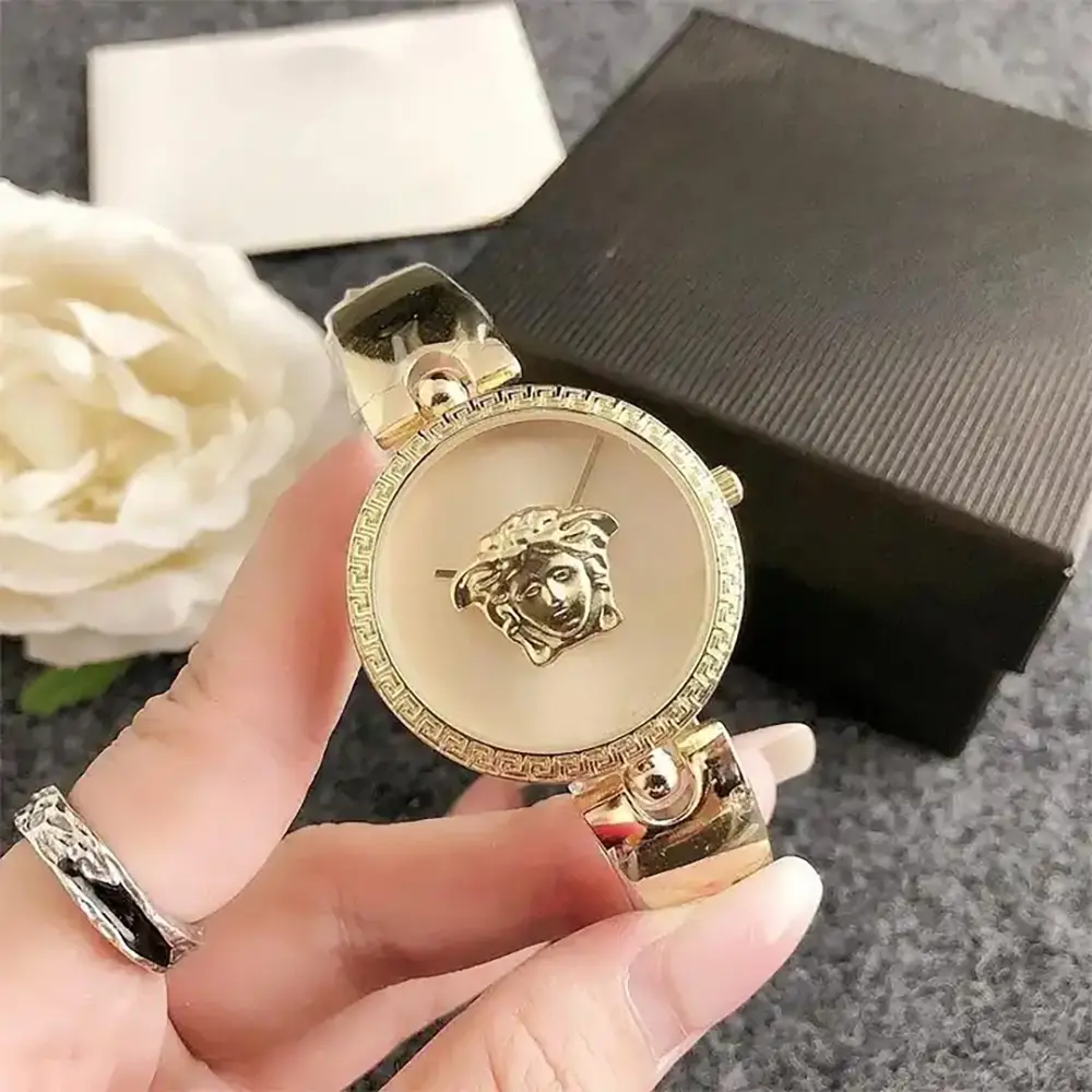 नई आगमन लक्जरी घड़ी स्टेनलेस स्टील डिजाइनर घड़ियों प्रसिद्ध ब्रांडों महिलाओं और पुरुषों के लिए क्वार्ट्ज घड़ियों