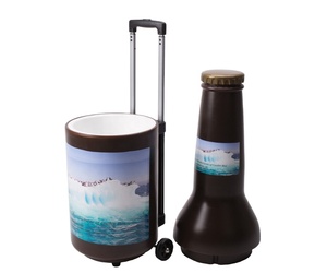 HS塑料冷却器定制品牌促销啤酒酒瓶形冰柜带轮子保持项目冷却箱食品冷却器
