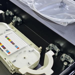 Good Quality Drawing Type Fiber Optic Terminal Box 48-port SC LC Port Pull-out Optical Fiber <strong>Patch</strong> <strong>Panel</strong> - Product Image 4