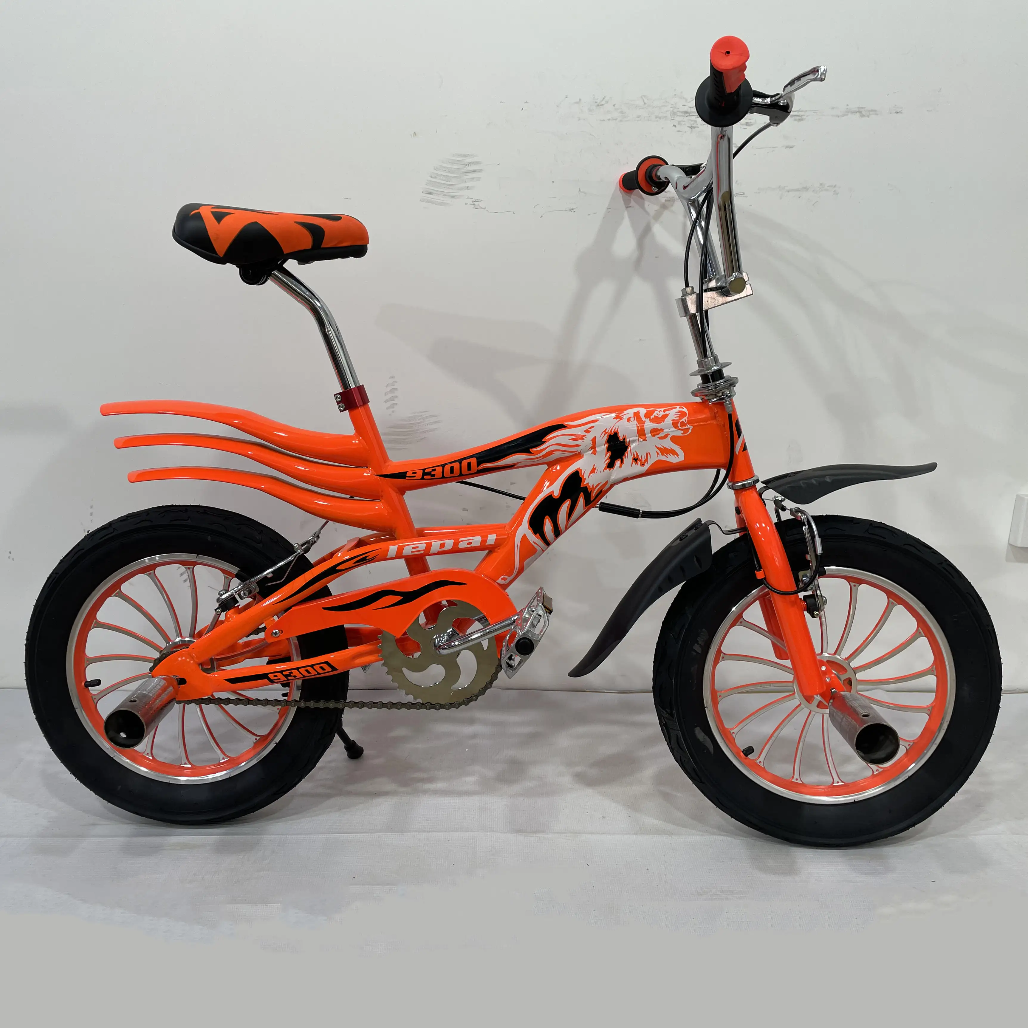 2023 Vente directe d'usine Mini Kid Balancing Bike BMX Balance Cycle pour l'entraînement