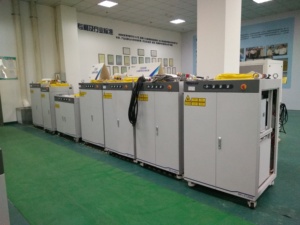 最新的1000W-4KW Raycus光纤激光源发生器谐振器出售激光切割机 - Product Image 4