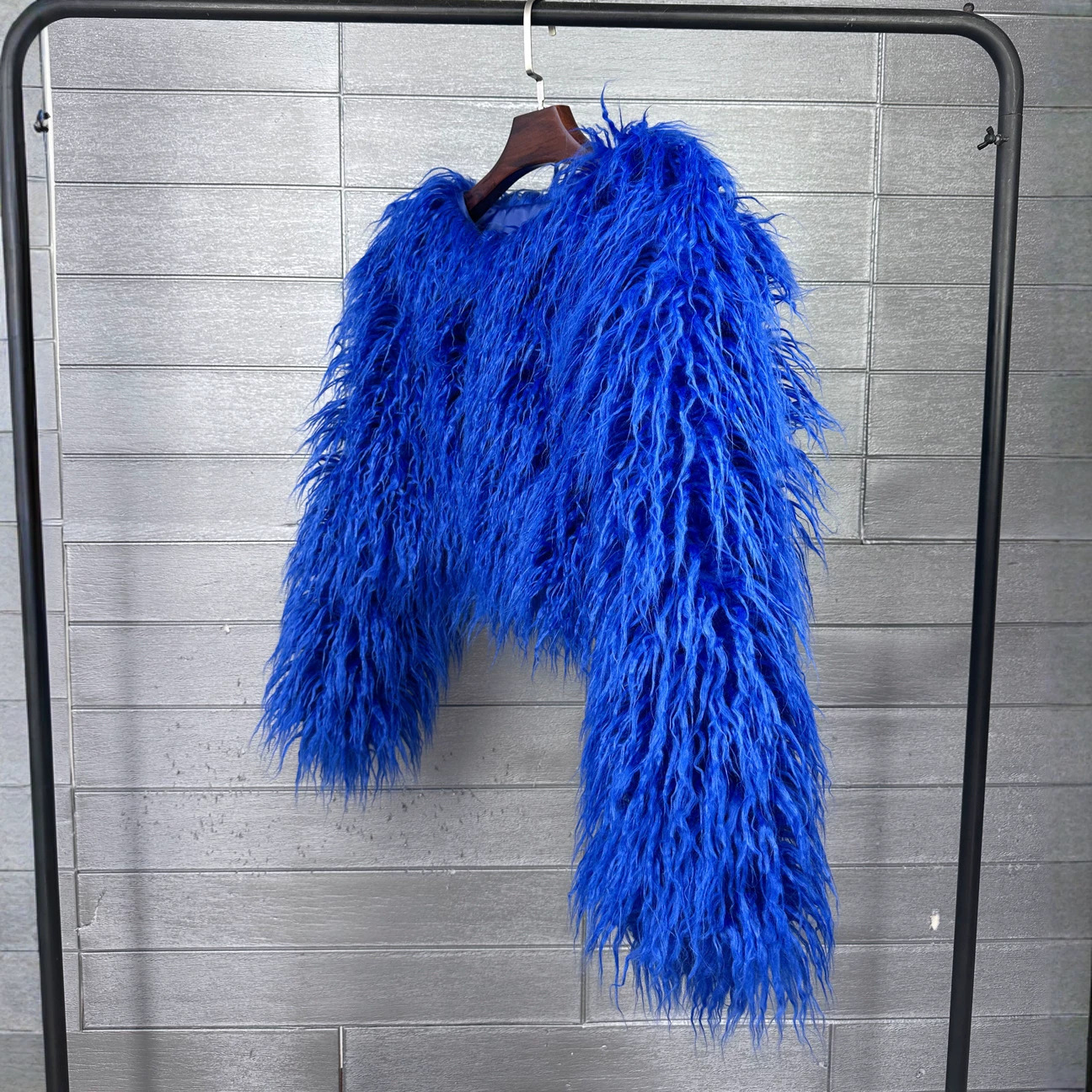 Gemstone blue