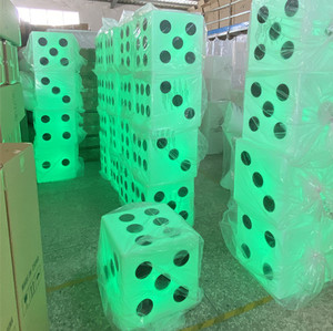 Tùy Chỉnh <span class=keywords><strong>LED</strong></span> Light Up Nội Thất Cube Seat Nhựa Glow Cube <span class=keywords><strong>Dice</strong></span> Phân - Product Image 3