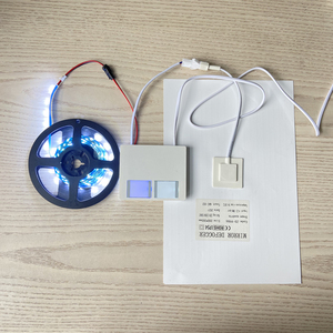 Interruttore a due sensori touch Anti-appannamento Dimmer Touch Smart con alimentatore driver sfangatore 3 colori per luce a Led specchio - Product Image 4