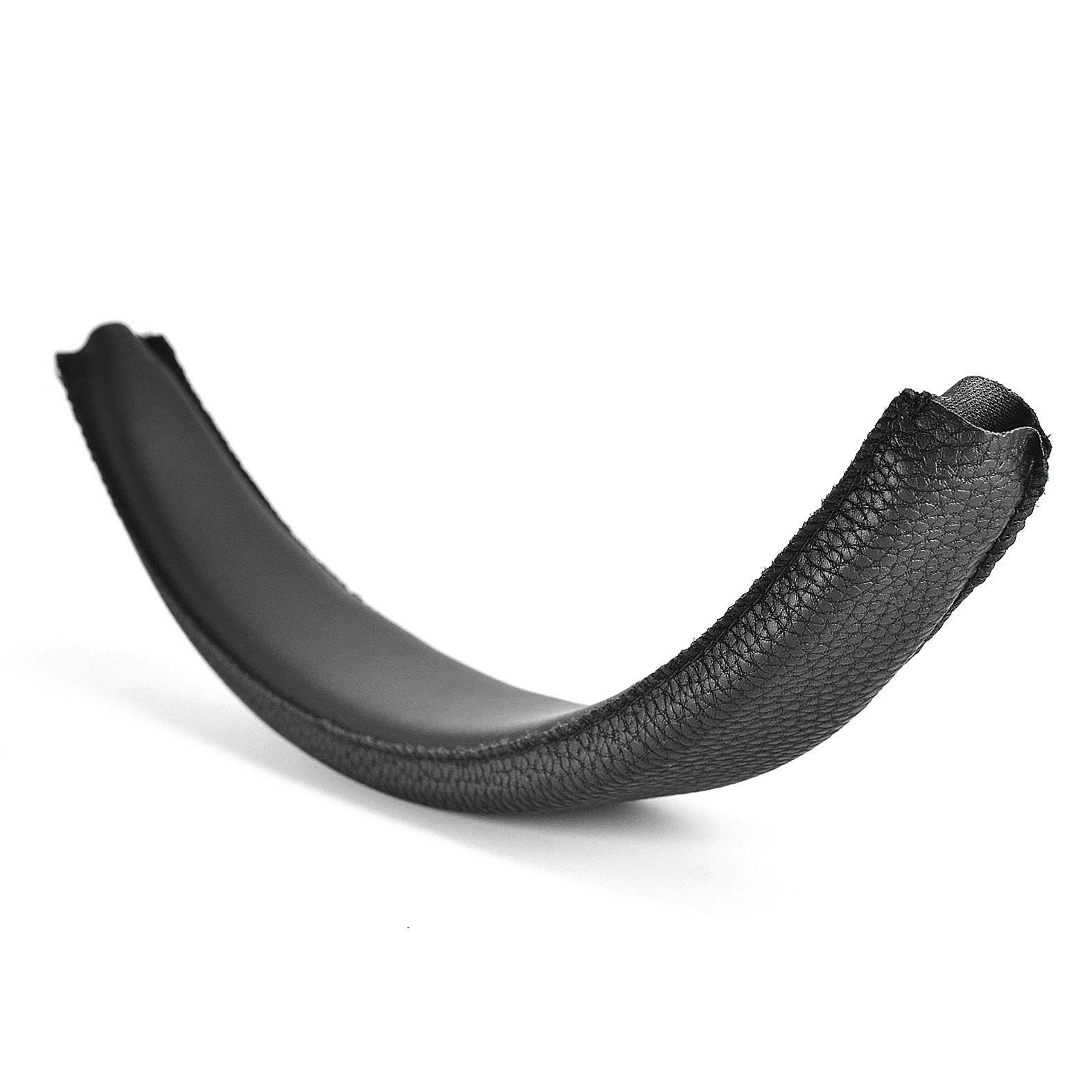 Diadema de segunda generación, color negro.