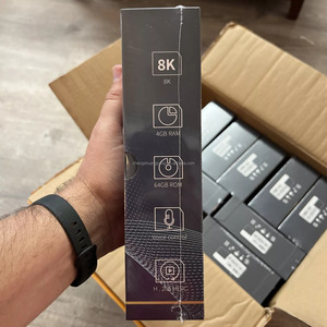 vSeeBox <span class=keywords><strong>V3</strong></span> Pro最新版本8k安卓11 W/ 4GB内存和64GB存储
