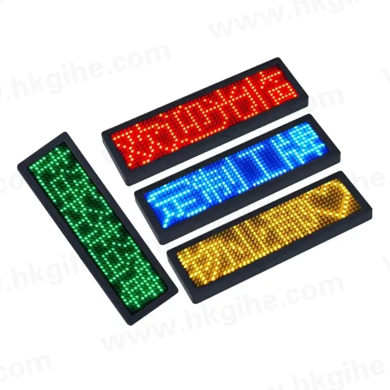 Toptan şarj edilebilir Bt dijital DIY programlanabilir kaydırma mesaj Mini LED adı etiketi 15 ekran dilleri rozeti modülü