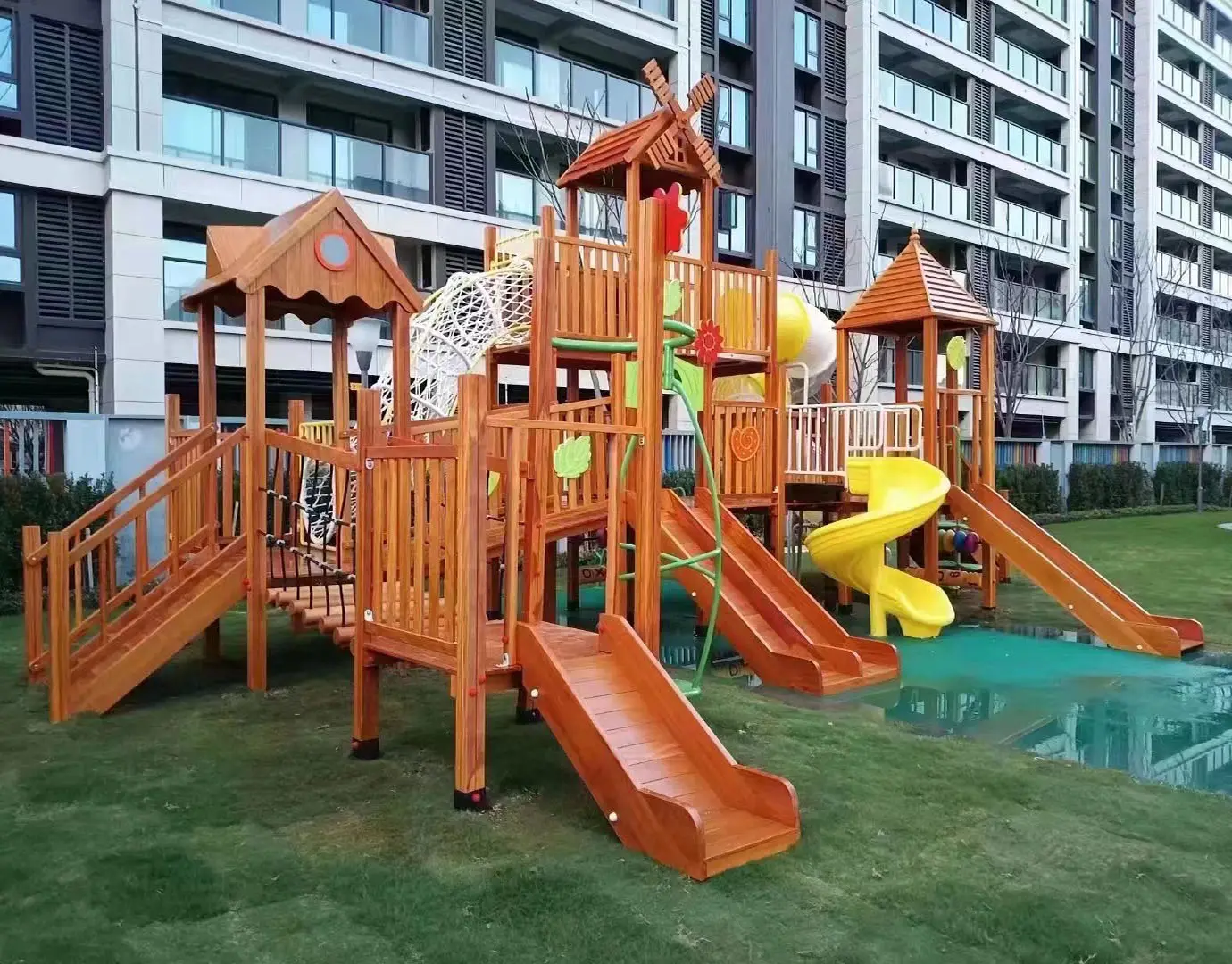All'ingrosso parco giochi all'aperto Set da gioco per bambini in legno parco giochi all'aperto per bambini