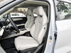 BYD <strong>YUAN</strong> up 2024 401KM <strong>Yuan</strong> up 2024 401KM Beyond Edition CHEAP SUV NEW ENERGY VEHICLE CHINA in STOCK HORGOS 2024 - Product Image 6