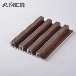 Amer Fabrik preis Wasserdichte Innendekoration Wpc Wand paneel Verkleidung Holzmaserung Wpc geriffelte Wand platte