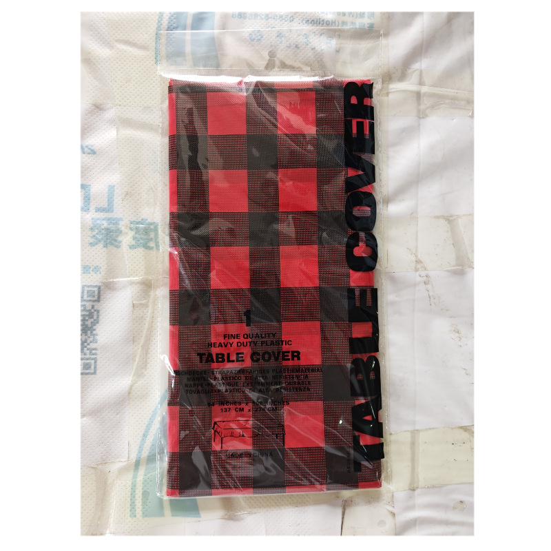 Plaid noir et rouge