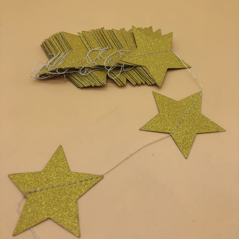 Paillettes dorées colorées