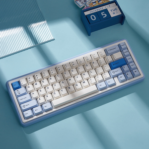 65% düzeni Hall etkisi anahtarı klavye xRGB kablolu mekanik klavye alüminyum Hall etkisi manyetik anahtarı ile 65 tuşları - Product Image 1