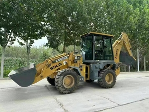 Minicargadora de Segunda Mano Maquinaria de Construcción 680 Unidades A LA Venta Capaz de Manejar Cargas de 2,2 Toneladas y Grandes Profundidades de Excavación - Product Image 3