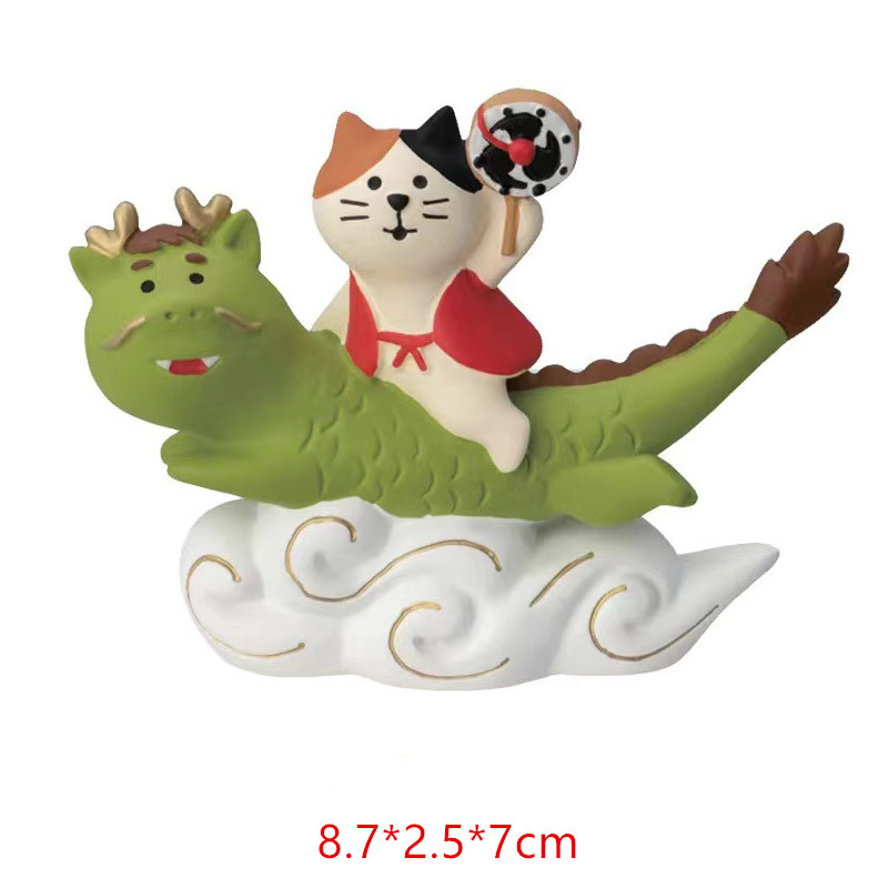 Chevaucher un chaton dragon