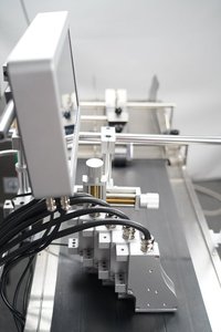 Online 10-Zoll-Touchscreen-Kartoncodierer Tinten strahl drucker RICOH-Druckkopf für Ablaufdatum/Chargen code Flex-Ei für Tube - Product Image 6