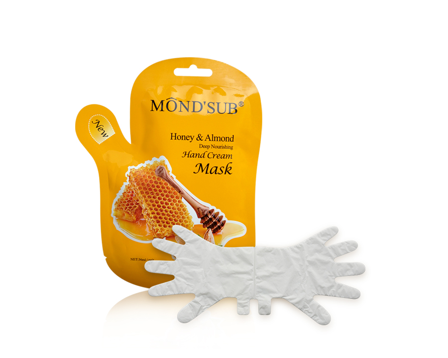 Honey and almond hand mask