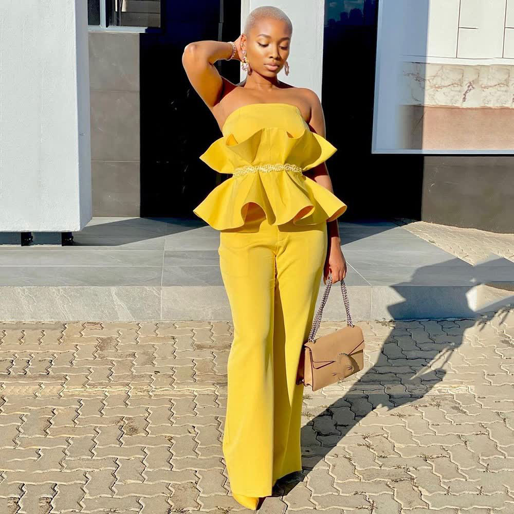 สีเหลือง