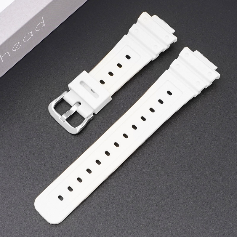 White-silver buckle