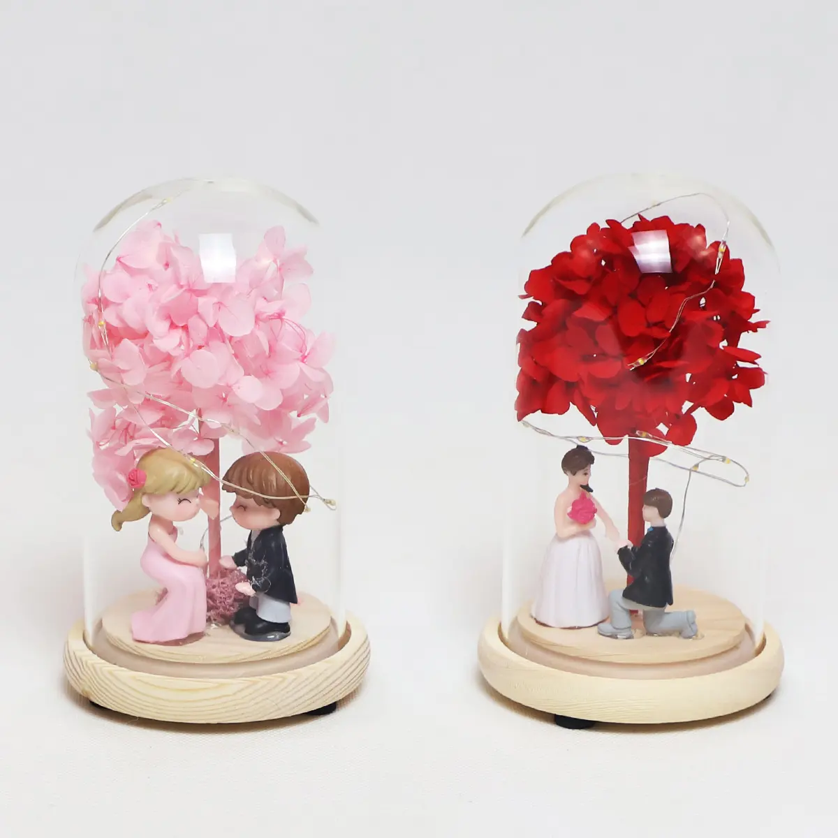 バレンタインギフト装飾花永遠永遠永遠の永遠の本物のタッチバラの花はLEDライトでローズガラスドームを保存しました