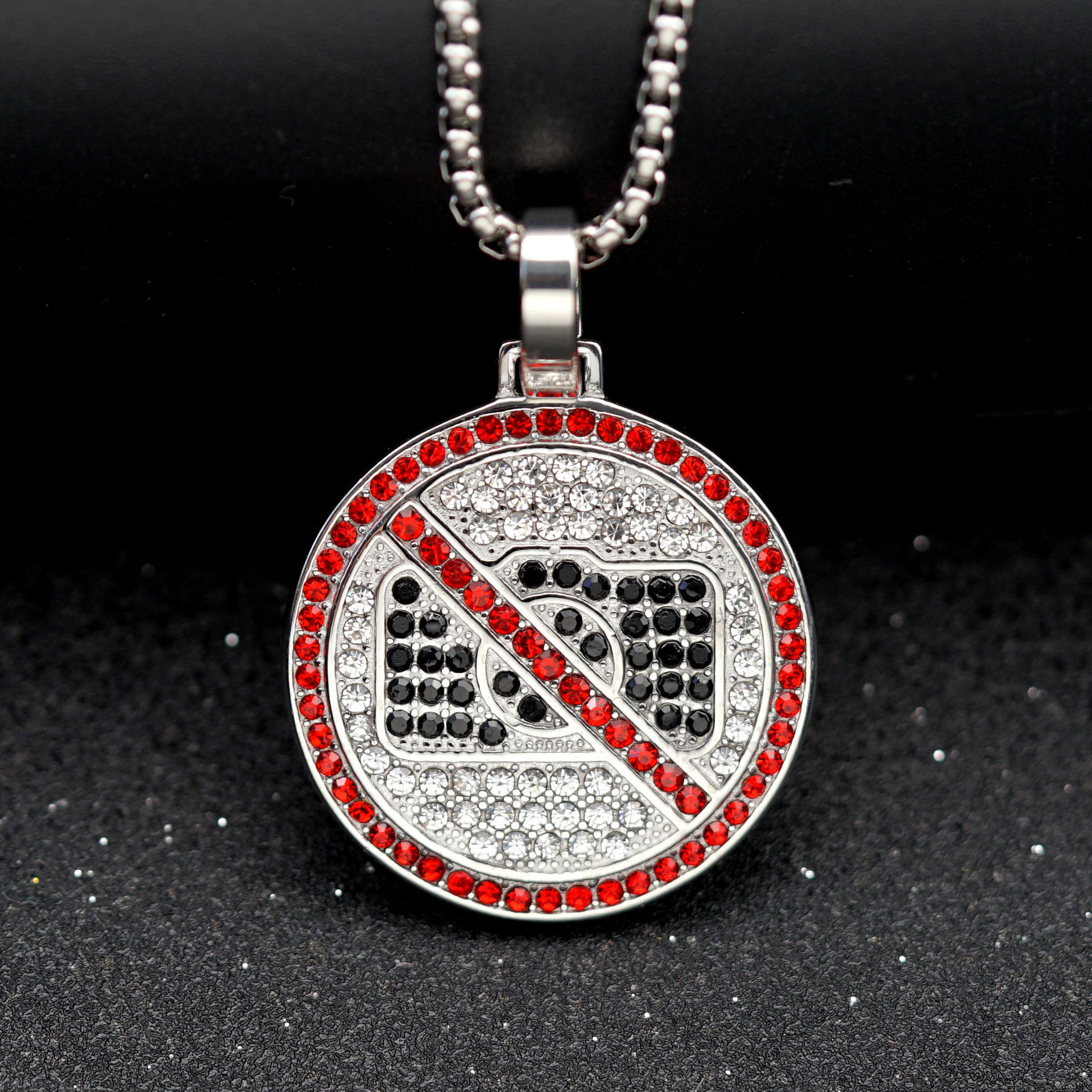 จี้เงินเดี่ยวไม่มีโซ่