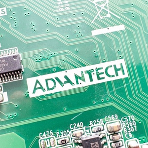 <strong>Advantech</strong> <strong>Embedded</strong> Industrial Control <strong>Computers</strong> PCM-8203 PCM-8204 PCM-8207 with VGA Display and 4GB RAM in Stock and Used - Product Image 4