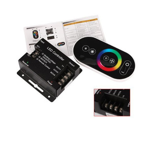 Metal 12V 24V Atenuación continua 18A PWM LED Dimmer 6Key Full Touch RF Control remoto RGB CCT Módulo LED Controlador de tira de luz