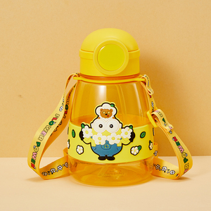 MINISO <strong>Minion</strong> Series 800mL Pop-Top Backpack Water Cup Made of Food-grade PP Safe and Durable Tableware <strong>Wholesale</strong> and Customization
