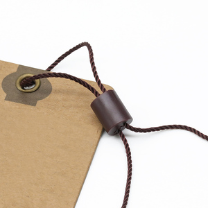 Etiqueta de ropa personalizada cuerda etiqueta colgante cuerda plástico etiqueta colgante sujetador para ropa de alta calidad - Product Image 6