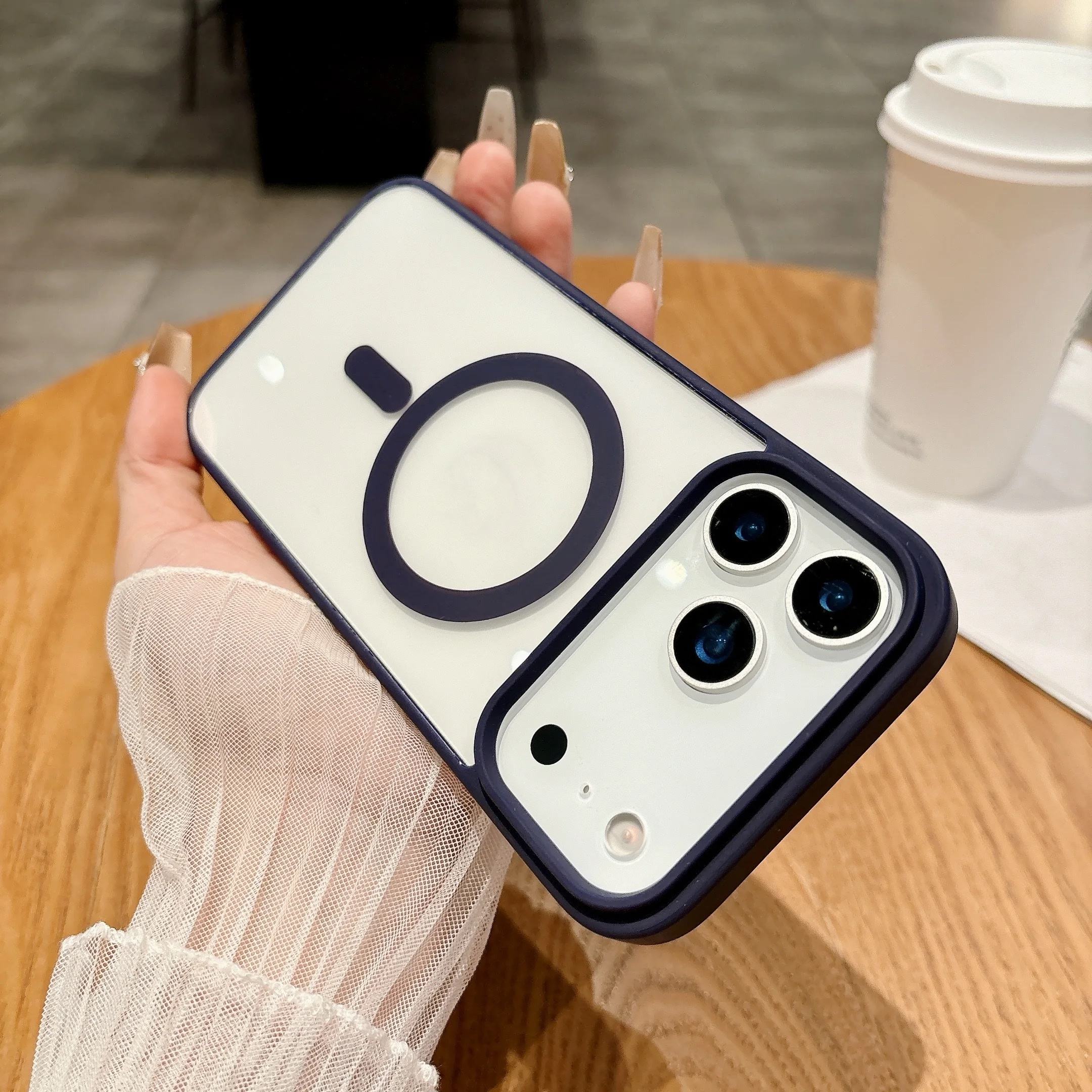 สีม่วงเข้ม