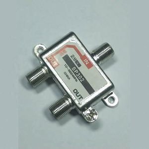 高品質2ウェイCatv信号増幅器スプリッター1入力2出力テレビ信号増幅器 - Product Image 2