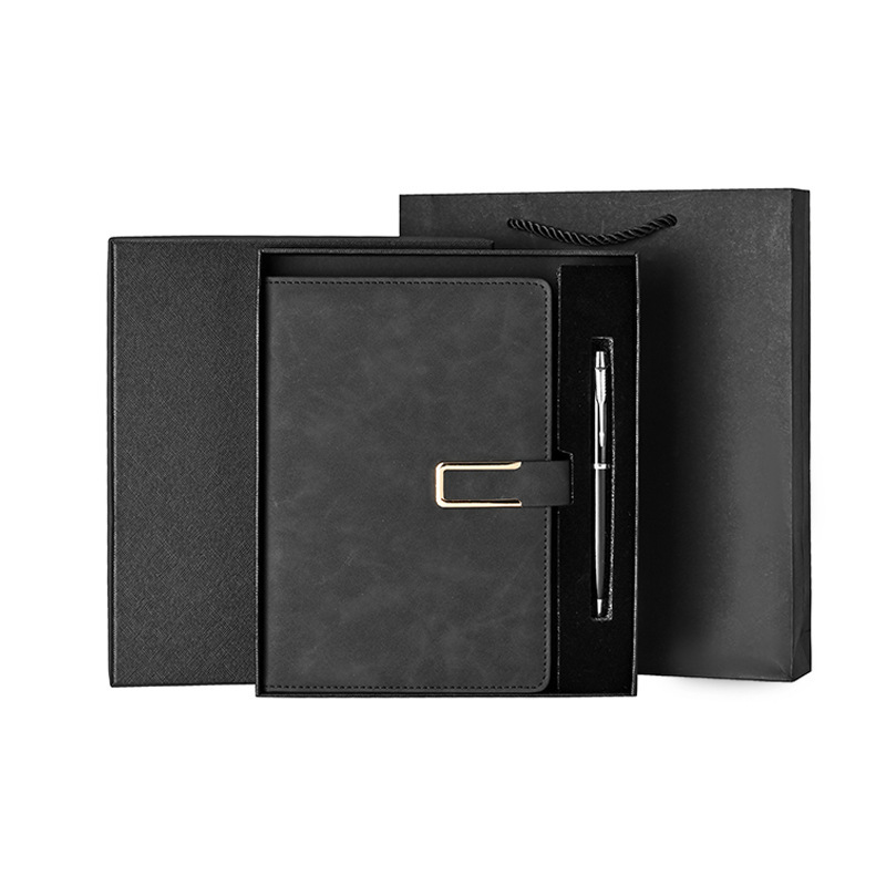 Black set (includes a metal pen and notebook)