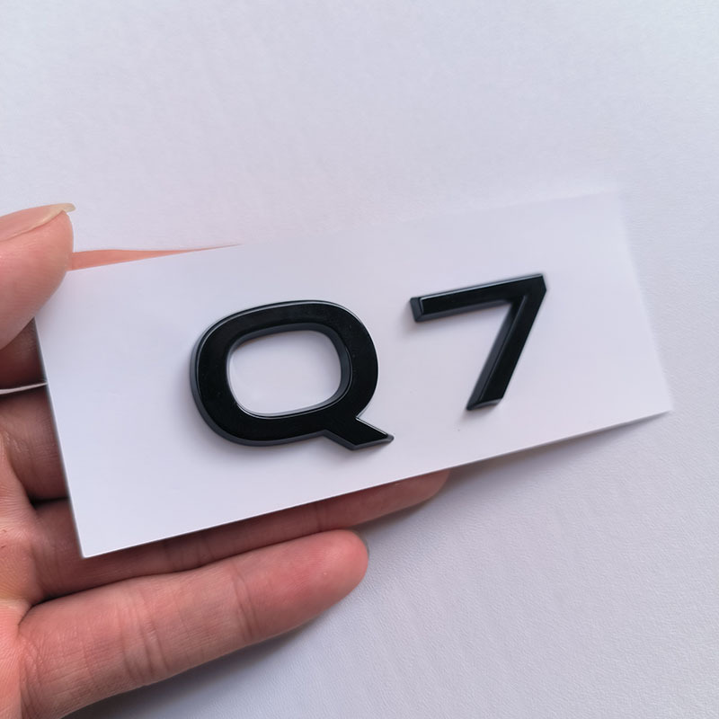 Nuovo q7 nero lucido