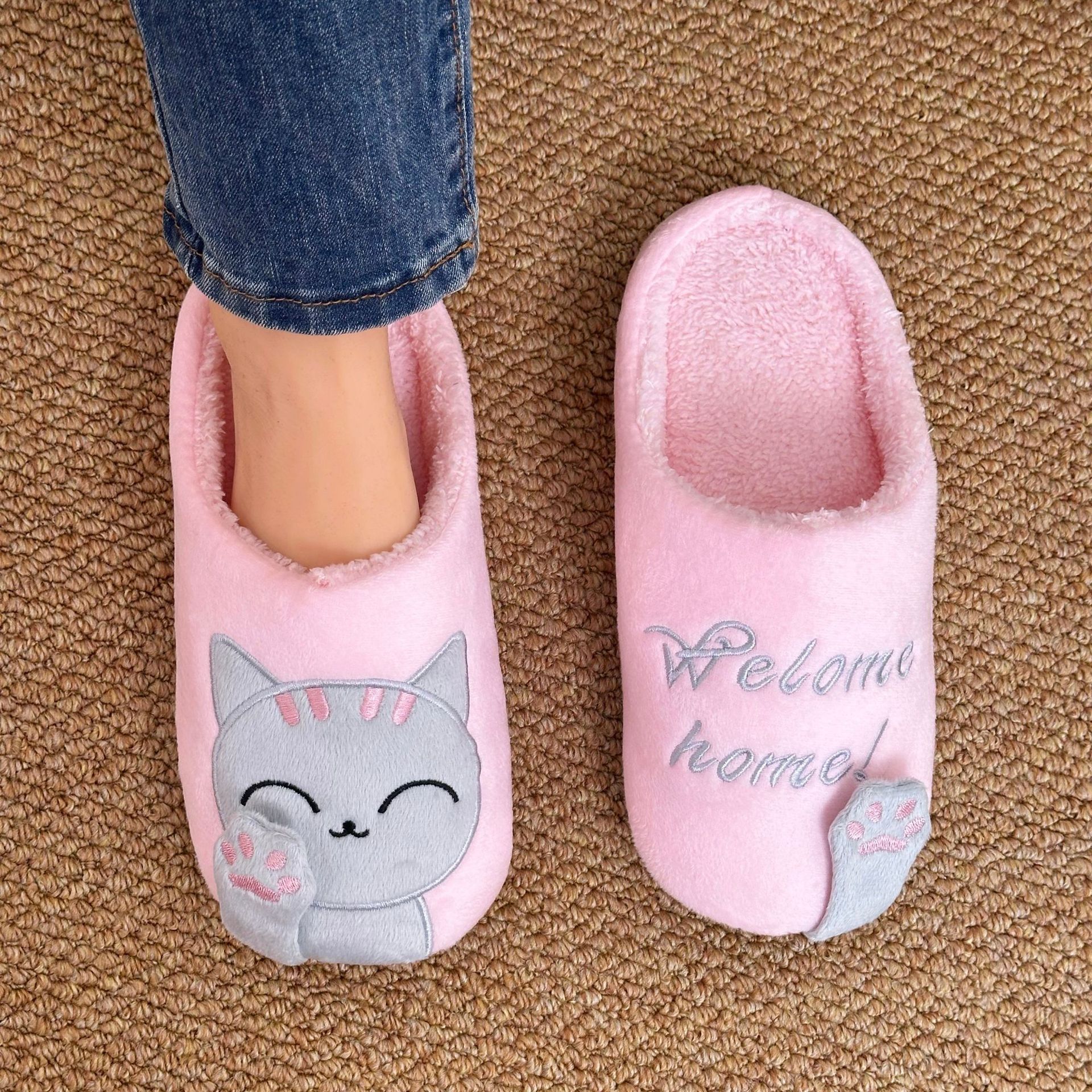 Pink lucky cat