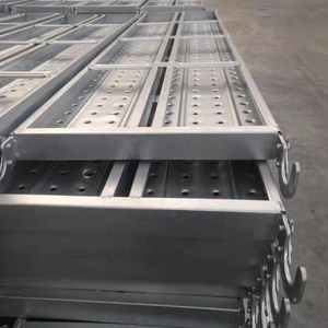 Plataforma de andamio de acero galvanizado de diseño moderno personalizado Tablón de metal y pedal de pasarela de tablero para uso al aire libre en venta - Product Image 1