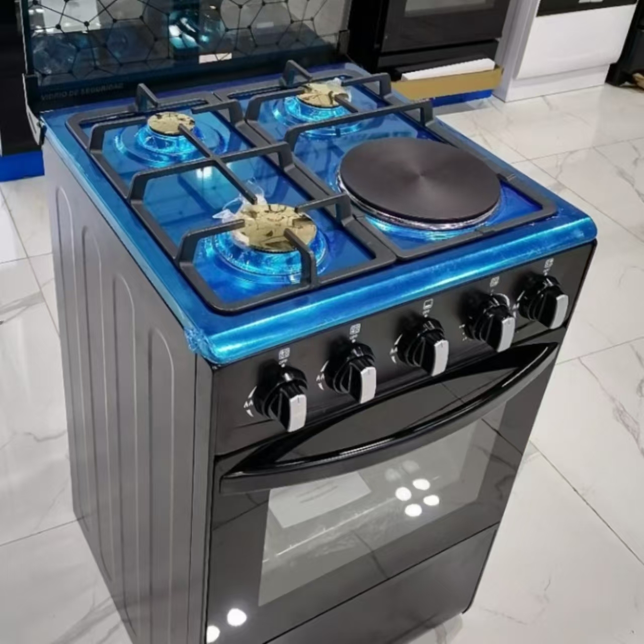 3 Gas 1 elettricità nera