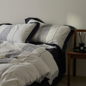 Hiện Đại Cổ Điển Nhật Bản Đơn Giản Sọc Bộ Đồ Giường Bốn Mảnh Bông Chăn Bìa Tấm Ga Giường Đặt Im Lặng Cho Mùa Xuân Ngoài Trời Phòng Khách - Product Image 1