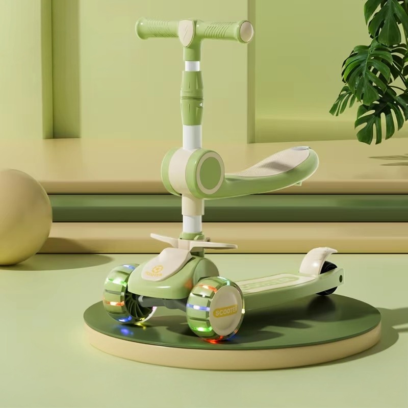 Green Sports car green-stool model-widened flashing wheels