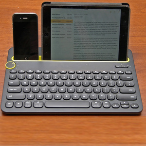 Comoda e compatta tastiera Multi-dispositivo Bluetooth 10.16 pollici Logitech K480 parte del Computer