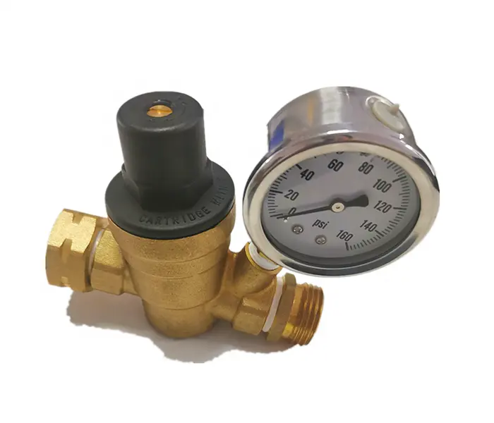 3/4 NH-11.5 RV Lead Free Brass Water Pressure Regulator With Pressure Gauge garden using