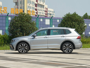 2023 in STOCK GASOLINE CAR VOLKSWAGEN BRAND <strong>TIGUAN</strong> L 4WD 7-SEAT 380T R-LINE FLAGSHIP EDITION for SALE - Product Image 3