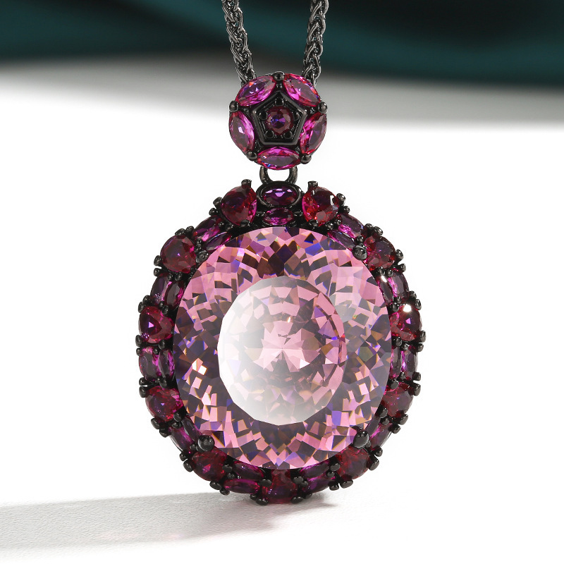 Pendentif rose séchée en or noir avec chaîne Chopin