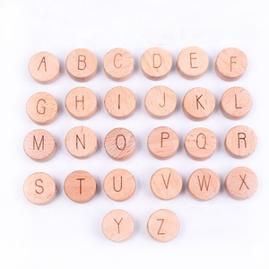 15 mm אשור עגול דיסק תכשיטי אביזרי אשור עגול שטוח חרוזים 26 מכתב שטוח חרוזים
