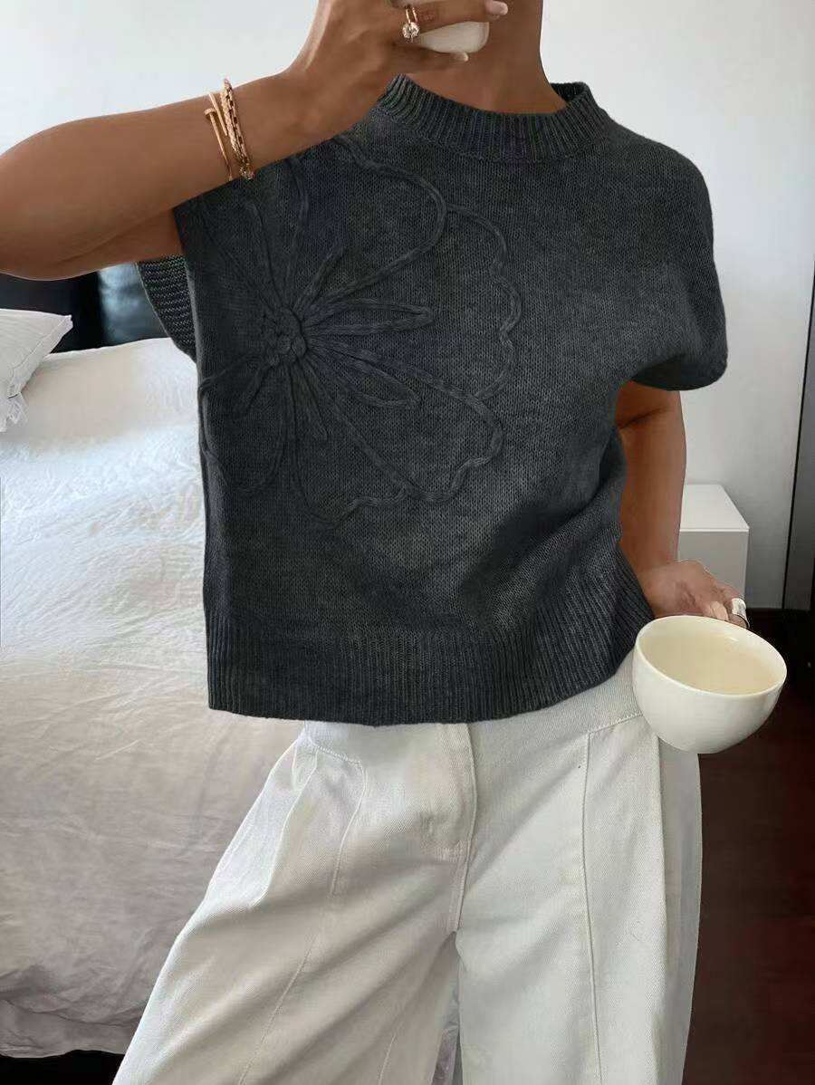 สีเทาเข้ม