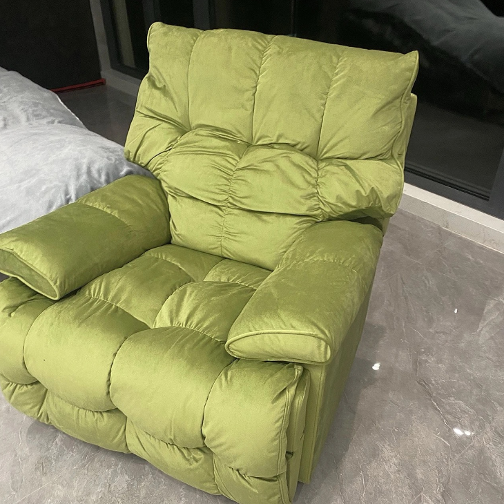 สีดำสีกากี