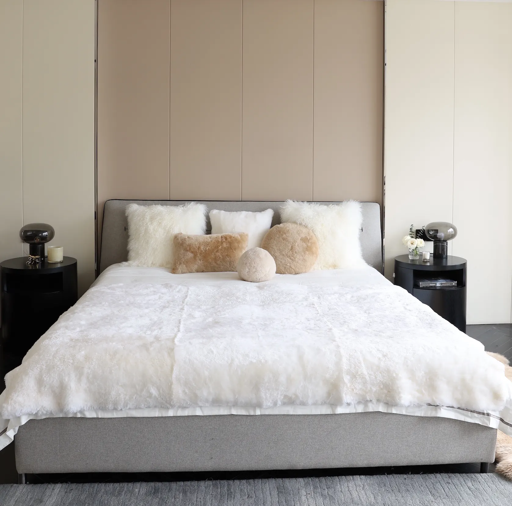 High end living room soft elegant genuine shearling sheepskin sofa pillow
