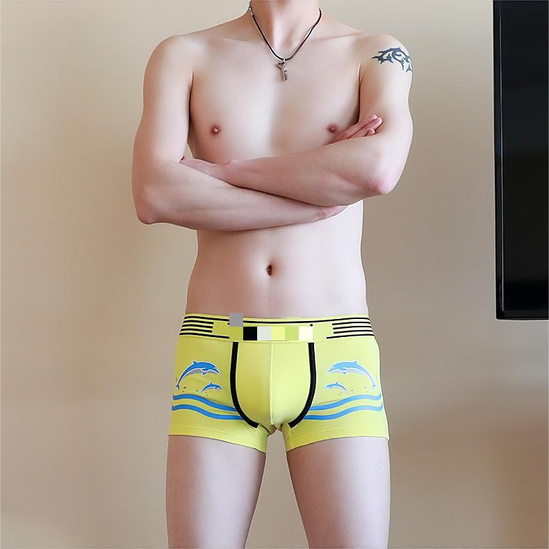 Jaune